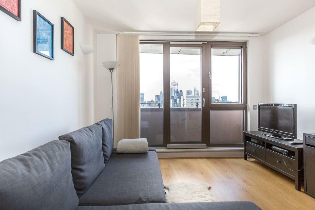 Modern 1 Bedroom Apartment In E1 With Great Views 伦敦 外观 照片