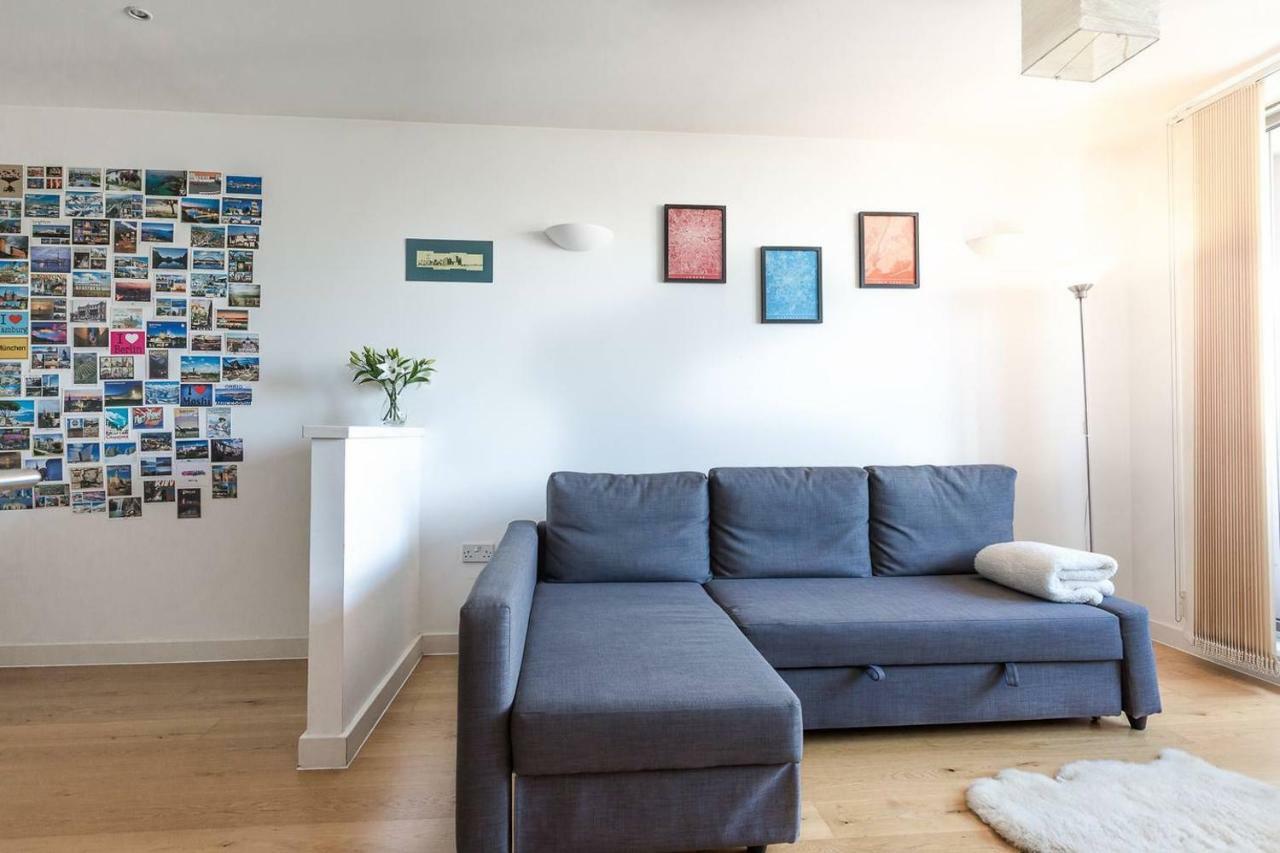 Modern 1 Bedroom Apartment In E1 With Great Views 伦敦 外观 照片